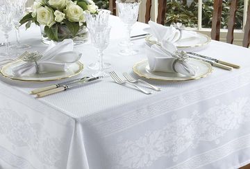 Carlton tablecloth (150x240cm) - Walton & Co 
