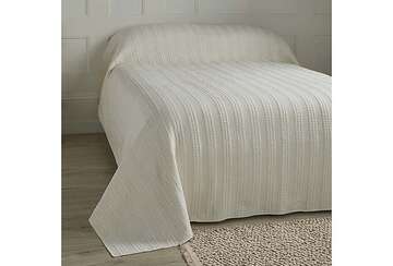 Elizabeth bedspread white - Walton & Co 
