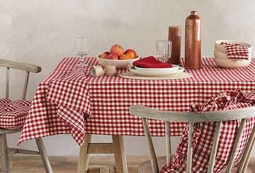 Gingham tablecloth red (130x230cm) - Walton & Co 