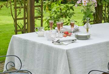 Pure linen tablecloth pale grey (150x250cm) - Walton & Co 