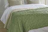 Velvet bedspread pistachio